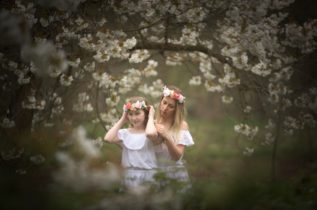 Spring is here - The Photo House Family Photoshoot